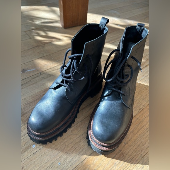 Paloma Barceló lace up boots with high platform - Picture 1 of 3